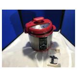 Wolfgang Puck 8-Quart Rapid Pressure Cooker