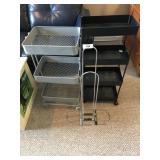 2 Small roller storage shelfs and towel stand
