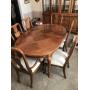Oval Queen Anne Dining Table w/ 6 Matching Chairs