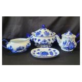 4 Pcs Porcelain Blue & White Floral Dishes