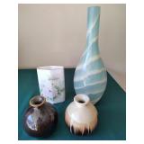 4 Small Vases