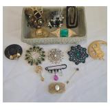Vintage Costume Jewelry