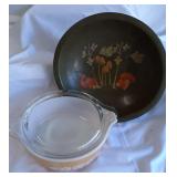 Vintage Pyrex Butterfly Gold with Lid