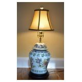 Asian Design Ginger Jar Style Table Lamp - Works