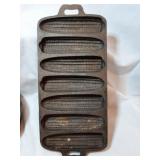 Corn Pone Cast Iron Pan ++