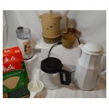 Vintage Poly Perk by Regal