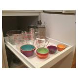 Measuring  Cups, Sifter & Grater, (2) Pyrex Measur
