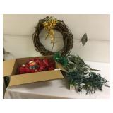 Christmas Decorations - Bows, Wreath, Lights & Gre