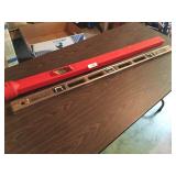 4 Foot Empire Magnum Level & Case