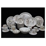 38 pcs. Stonehenge Midwinter Tableware