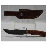 Hand Made Custom Damascus Steel Knife w/ Sheath