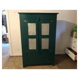 Geen Painted Pie Safe