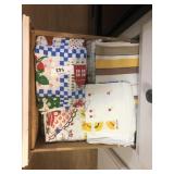 Lot of Kitchen Linens
