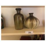 2 Glass Vases