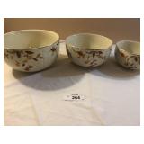 3 Halls Superior Kitchenware Pieces