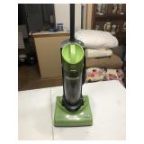 Dirt Devil Dynamite Bagless Quick Vac