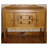 Vntg Oak Side Board/ Buffet