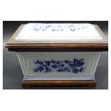 Blue & White Porcelain Box