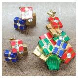 Avon Present Tree Brooch & Earring Set