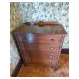 Antique Chest of Drawers - Read Details
