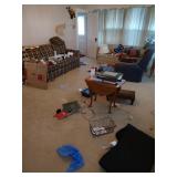 Contents of Living Room - Read Details