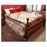 Vntg Wood Queen Size Bed