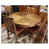 Round Pedestal Dining Room Table & Chairs