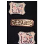 Vntg Wood Wall Decor Plaques