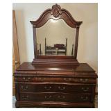 Vaughan Bassett 10 Drawer Dresser w/ Mirror