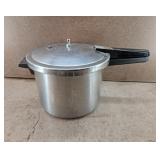 Stainless Steel 6 Quart Pressure Cooker
