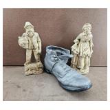 Vtg Ceramic Shoes w/ Man & Woman Figurines