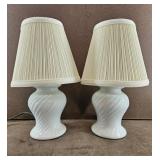 Vtg Ceramic White Swirl Table Lamps