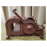 Vntg Tape Shhoter Model 100