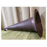 Vntg 14" Phonograph Horn