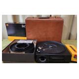 Vntg Kodak Slide Projector