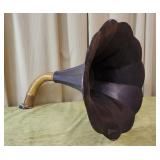 Vntg  19.5" Phonograph Horn