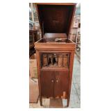 Vntg Starr Phonograph