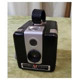 Vntg Kodak Brownie Hawkeye Flash Camera