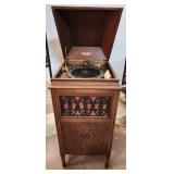Antq Silvertone Phonograph