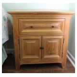 Thomasville Furniture End Table