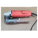 Milwaukee Band File 18"