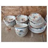 41 pcs Gibson Rooster Dishes