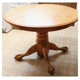 Traditional Extendable Pedestal Dining Table