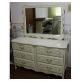 Vintage White Painted 6 Drawer Dresser