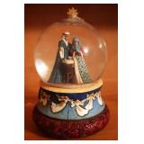 Jim Shore Heartwood Creek Snow Globe