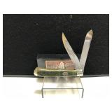 Queen Large Trapper Green Bone Handle