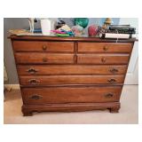Vintage Chest Of Drawers