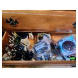 All Contents Of Dresser