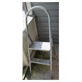 2 Step Aluminum Step Ladder