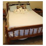 Full Size Wooden Vintage Bed